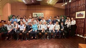 交流会の最後に記念写真を撮りました